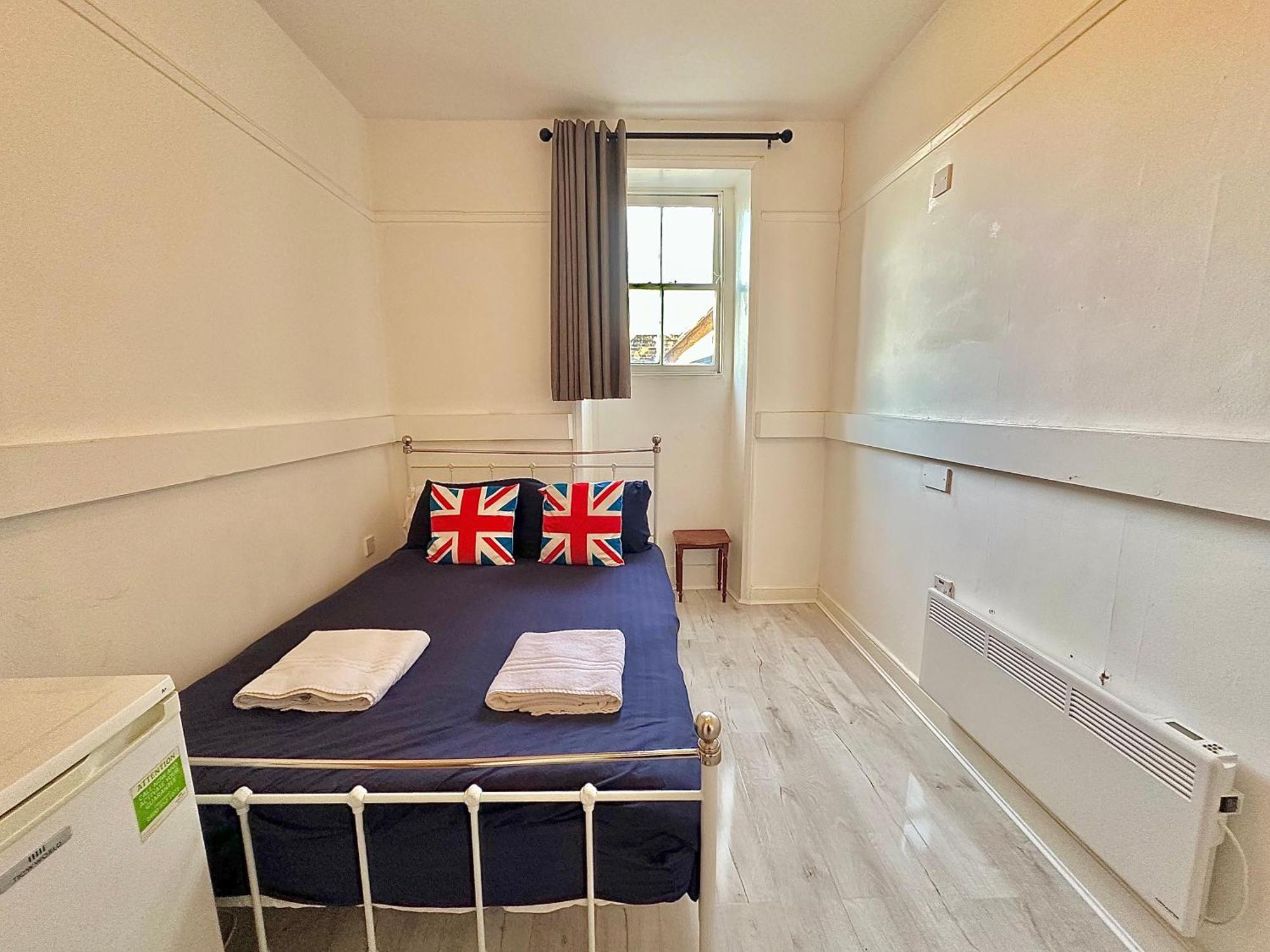 לונדון Guesthouse 81 מראה חיצוני תמונה