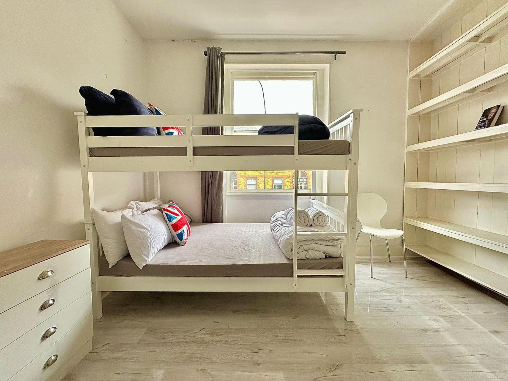 לונדון Guesthouse 81 מראה חיצוני תמונה