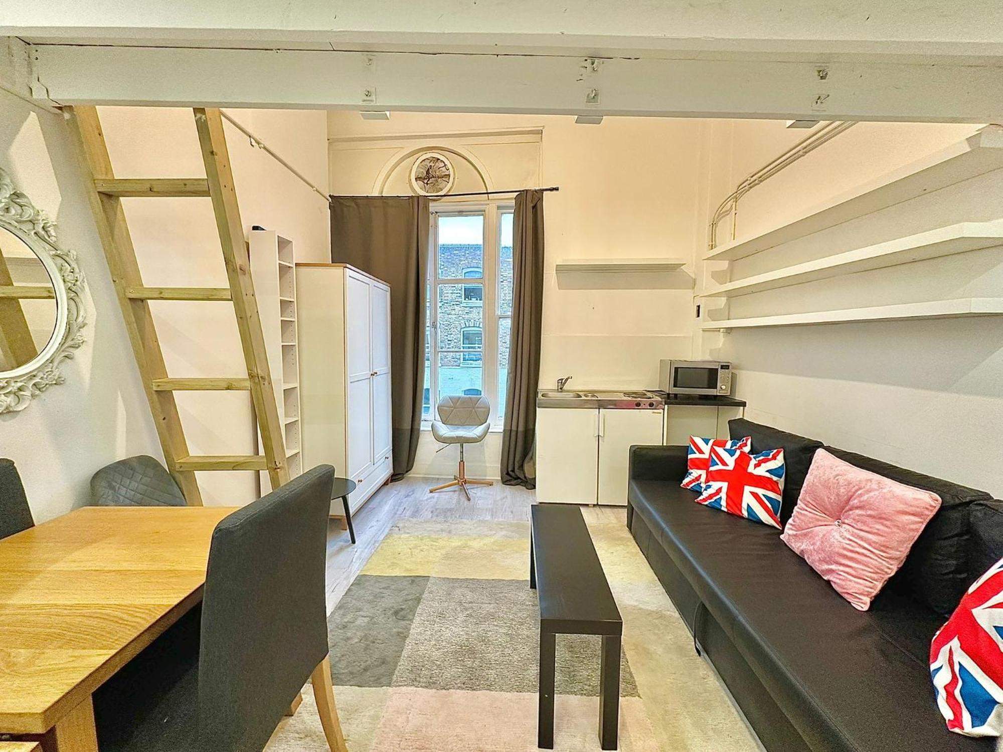 לונדון Guesthouse 81 מראה חיצוני תמונה